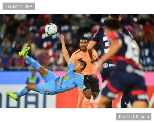 根特比赛精彩回顾：关键时刻力挽狂澜，绝妙进球引爆全场