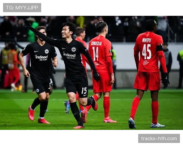 德甲鹰军团剑指巅峰,新赛季状态备受期待 德甲鹰军团剑指巅峰,新赛季状态备受期待